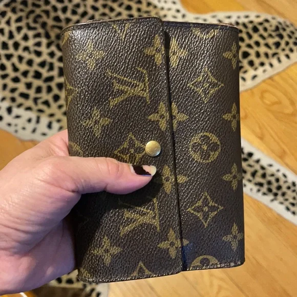 Louis Vuitton | Bags | Authentic Louis Vuitton Trifold  display picture 1